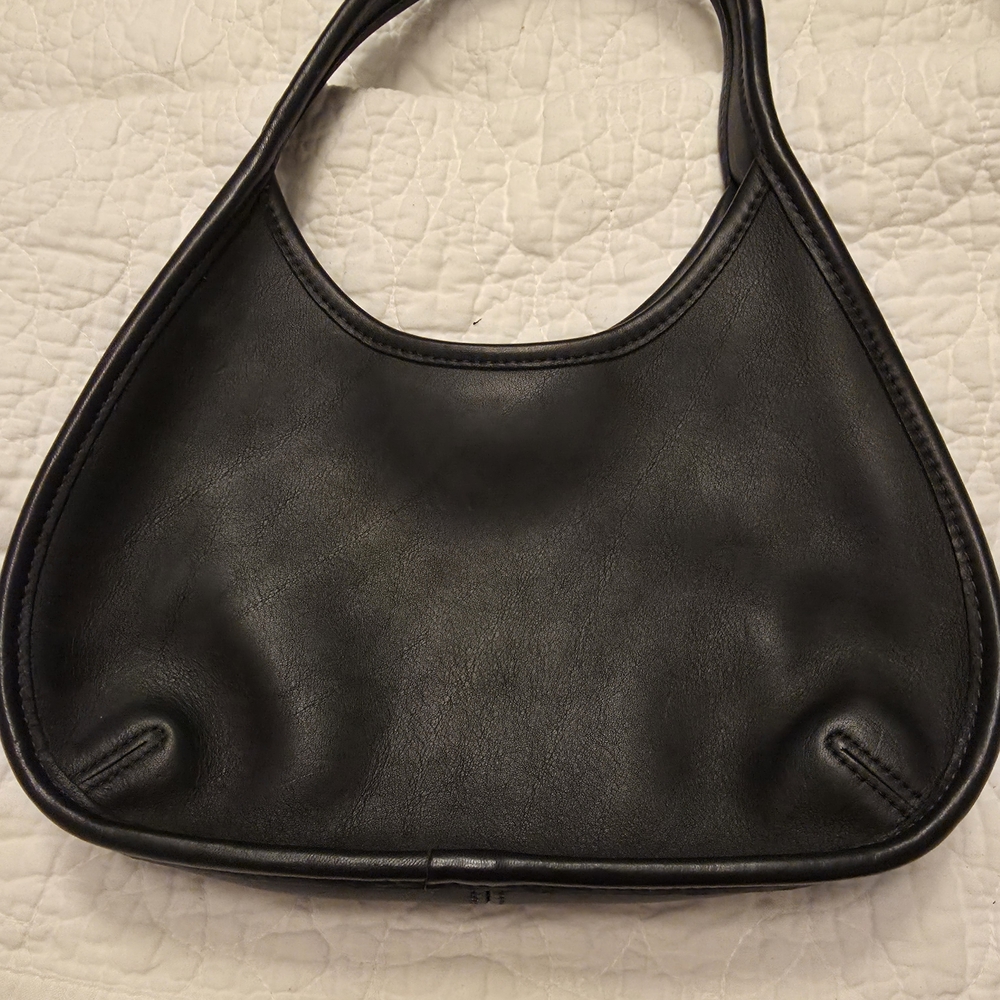 Coach Black Leather Shoulder Bag